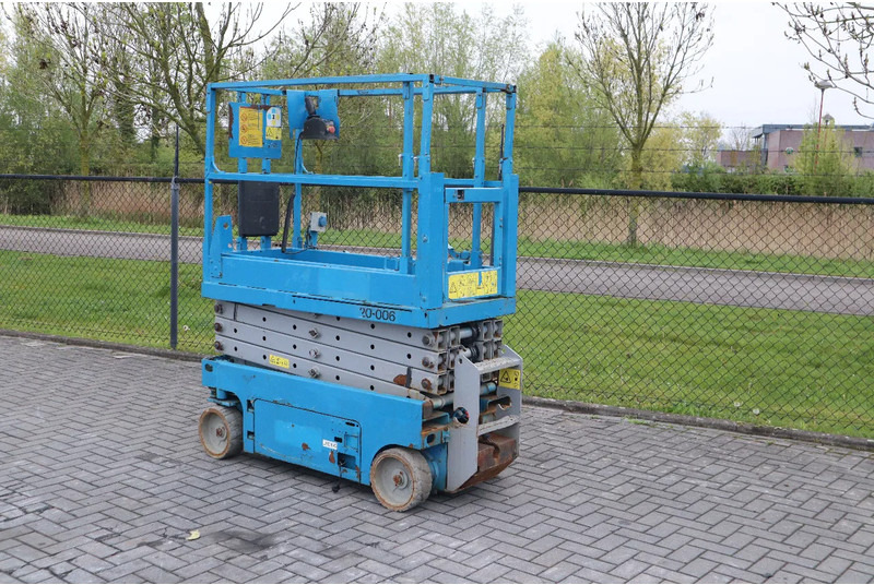 Genie GS-1932 | 7.8 METER | 227 KG - Ngritës gërshërë: foto 2 Genie GS-1932 | 7.8 METER | 227 KG - Ngritës gërshërë: foto 2