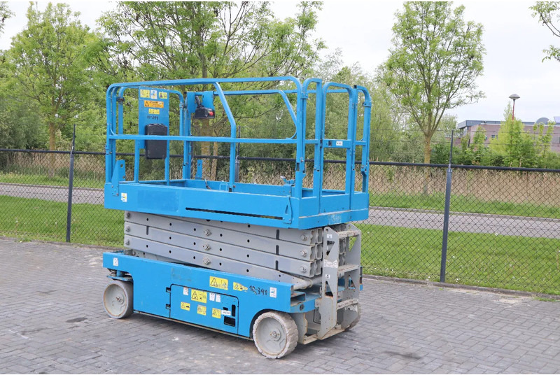 Genie GS-2646 | 10 METER | 454 KG - Ngritës gërshërë: foto 2 Genie GS-2646 | 10 METER | 454 KG - Ngritës gërshërë: foto 2