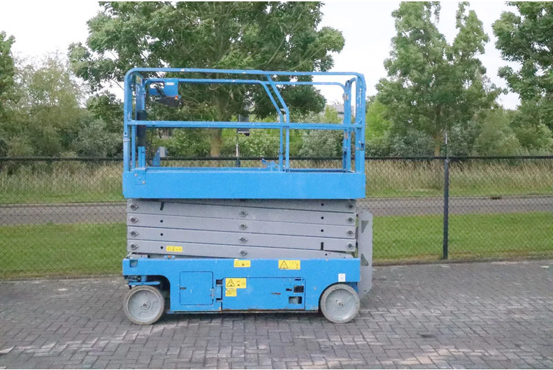 Genie GS-3246 | 12 METER | 318 KG - Ngritës gërshërë: foto 1 Genie GS-3246 | 12 METER | 318 KG - Ngritës gërshërë: foto 1