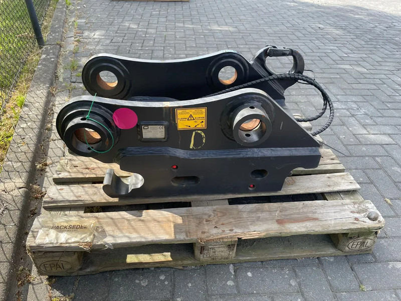 Gjerstad G70 | QUICK COUPLER | S70 | NEW / UNUSED - Tranxha demolimi për Makineri ndërtimi: foto 4 Gjerstad G70 | QUICK COUPLER | S70 | NEW / UNUSED - Tranxha demolimi për Makineri ndërtimi: foto 4