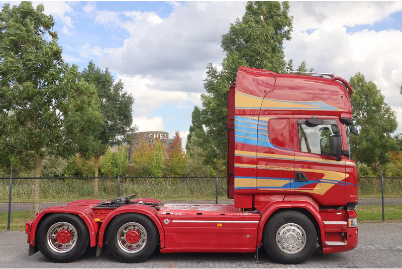 Scania R580 V8 | 6X4 | HYDRAULICS | RETARDER | 85 TON | BIG AXLES | EURO 6 - Gjysmë-kamion: foto 4 Scania R580 V8 | 6X4 | HYDRAULICS | RETARDER | 85 TON | BIG AXLES | EURO 6 - Gjysmë-kamion: foto 4
