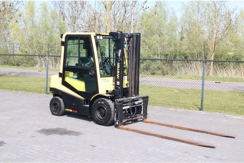 Hyster H2.5 A | BOOM SUSPENSION | SIDESHIFT | FORK EXTENTIONS | FORK POSITIONERS - Pirun më naftë: foto 5 Hyster H2.5 A | BOOM SUSPENSION | SIDESHIFT | FORK EXTENTIONS | FORK POSITIONERS - Pirun më naftë: foto 5