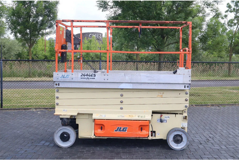 JLG 2646 ES | 10 METER | 450 KG - Ngritës gërshërë: foto 1 JLG 2646 ES | 10 METER | 450 KG - Ngritës gërshërë: foto 1