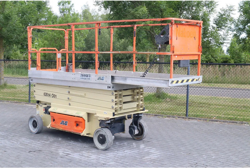JLG 2646 ES | 10 METER | 450 KG - Ngritës gërshërë: foto 5 JLG 2646 ES | 10 METER | 450 KG - Ngritës gërshërë: foto 5