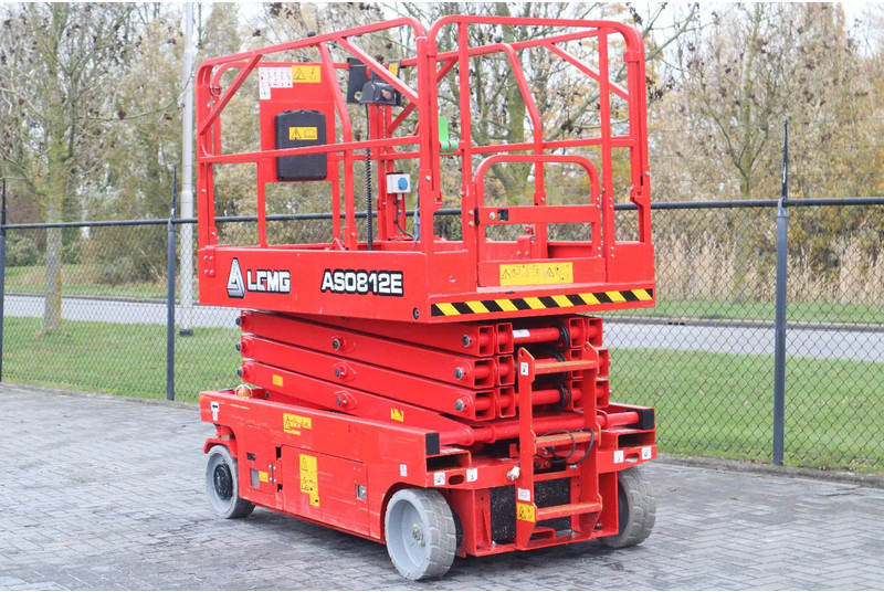 LGMG AS0812E | 10 METER | 450 KG | GS-2646 | 2646ES - Ngritës gërshërë: foto 2 LGMG AS0812E | 10 METER | 450 KG | GS-2646 | 2646ES - Ngritës gërshërë: foto 2