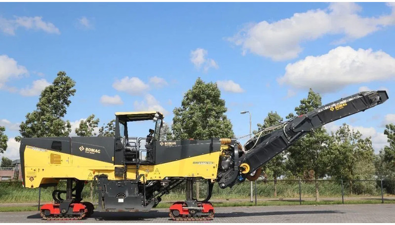 Bomag BM 2200/75 | COLD PLANER | NEW CONDITION! - Makineri ndërtimi: foto 4 Bomag BM 2200/75 | COLD PLANER | NEW CONDITION! - Makineri ndërtimi: foto 4