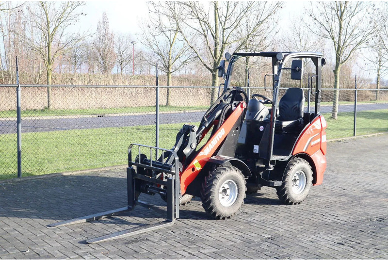 Manitou MLA 2-25 H | FORKS | QUICK COUPLER | NEW UNUSED - Fadrom me goma: foto 2 Manitou MLA 2-25 H | FORKS | QUICK COUPLER | NEW UNUSED - Fadrom me goma: foto 2