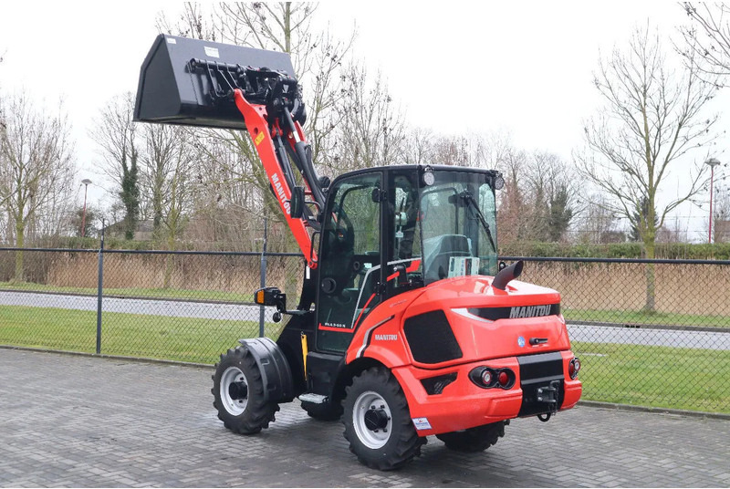 Manitou MLA 5-50 H | BUCKET | QUICK COUPLER | NEW UNUSED - Fadrom me goma: foto 3 Manitou MLA 5-50 H | BUCKET | QUICK COUPLER | NEW UNUSED - Fadrom me goma: foto 3
