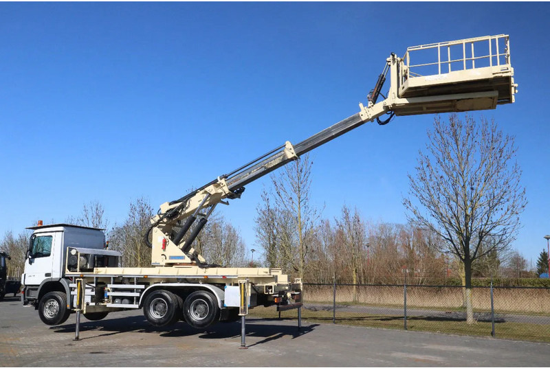 Mercedes-Benz Actros 2636 6X4 | TUNNEL PLATFORM | REMOTE DRIVING - Kamion me vinç: foto 2 Mercedes-Benz Actros 2636 6X4 | TUNNEL PLATFORM | REMOTE DRIVING - Kamion me vinç: foto 2