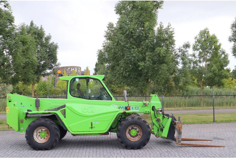 Merlo P72.10 | HYDR FORKS | 7.2 TON | 10 METER - Ekskavator teleskopik: foto 4 Merlo P72.10 | HYDR FORKS | 7.2 TON | 10 METER - Ekskavator teleskopik: foto 4