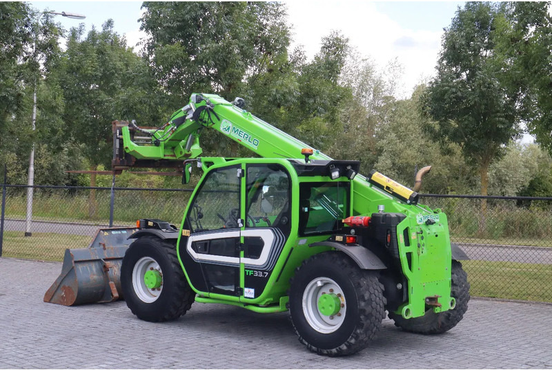 Merlo TF33.7-115LC TURBOFARMER | 40KM/H | BSS | FORKS | BUCKET - Ekskavator teleskopik: foto 3 Merlo TF33.7-115LC TURBOFARMER | 40KM/H | BSS | FORKS | BUCKET - Ekskavator teleskopik: foto 3