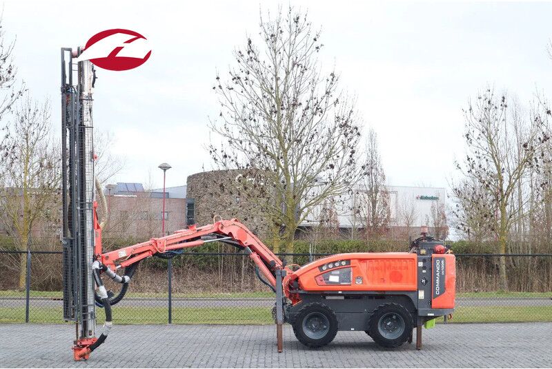Sandvik COMMANDO DC130 Ri | SURFACE DRILLING RIG | REMOTE - Sondë shpimi: foto 1 Sandvik COMMANDO DC130 Ri | SURFACE DRILLING RIG | REMOTE - Sondë shpimi: foto 1