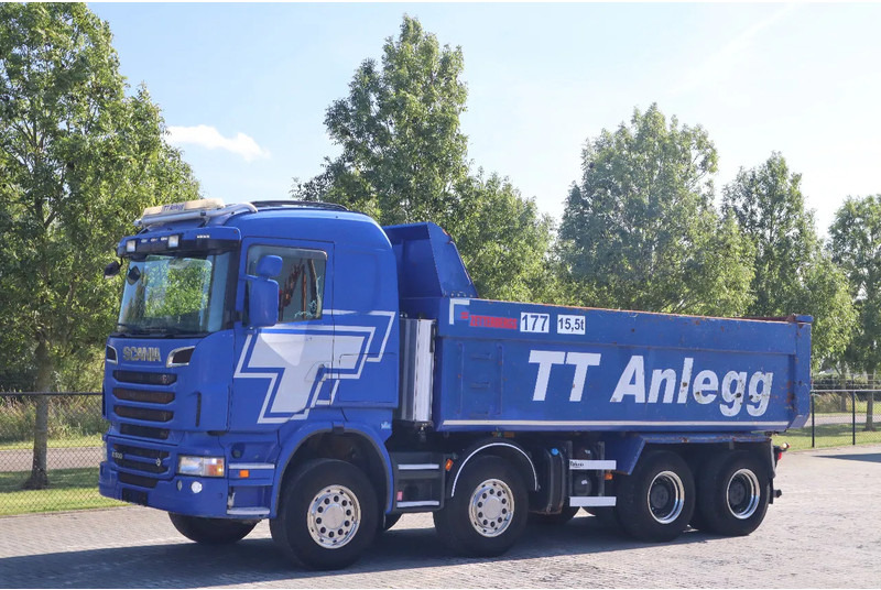 Scania R500 V8 | 8X4 | RETARDER | BIG AXLES | FULL STEEL | EURO 5 - Kamion vetëshkarkues: foto 3 Scania R500 V8 | 8X4 | RETARDER | BIG AXLES | FULL STEEL | EURO 5 - Kamion vetëshkarkues: foto 3