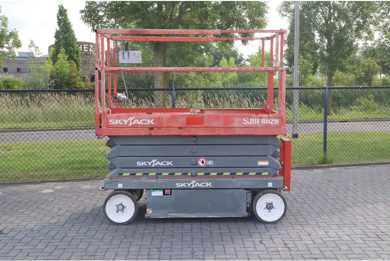 Skyjack SJ III 4626 | 9.75 METER | 454 KG - Ngritës gërshërë: foto 1 Skyjack SJ III 4626 | 9.75 METER | 454 KG - Ngritës gërshërë: foto 1