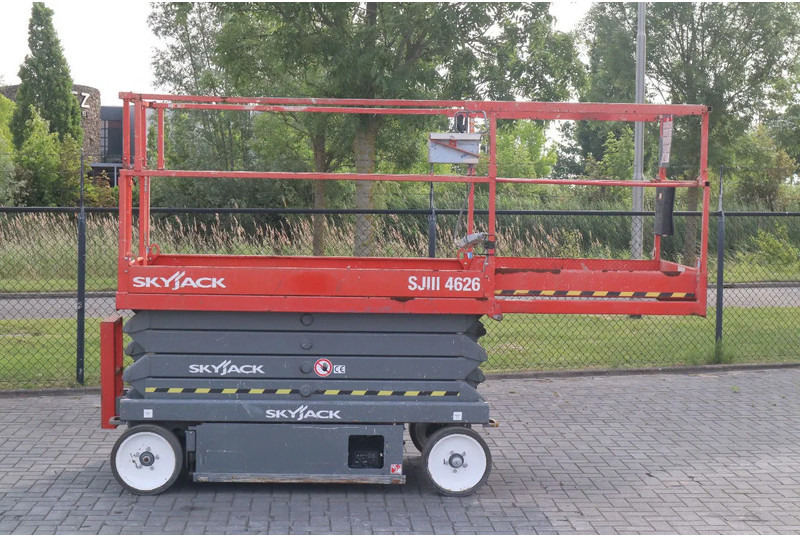 Skyjack SJ III 4626 | 9.75 METER | 454 KG - Ngritës gërshërë: foto 4 Skyjack SJ III 4626 | 9.75 METER | 454 KG - Ngritës gërshërë: foto 4