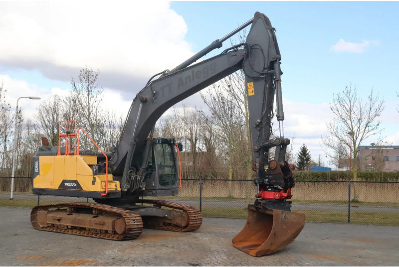 Volvo EC250EL | EC 250 EL | ROTOTILT | BUCKET - Ekskavator me zinxhirë: foto 5 Volvo EC250EL | EC 250 EL | ROTOTILT | BUCKET - Ekskavator me zinxhirë: foto 5
