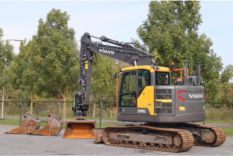 Volvo ECR145E | ECR145 EL | TILTROTATOR | 3X BUCKET | DIG ASSIST | DOZER - Ekskavator me zinxhirë: foto 3 Volvo ECR145E | ECR145 EL | TILTROTATOR | 3X BUCKET | DIG ASSIST | DOZER - Ekskavator me zinxhirë: foto 3