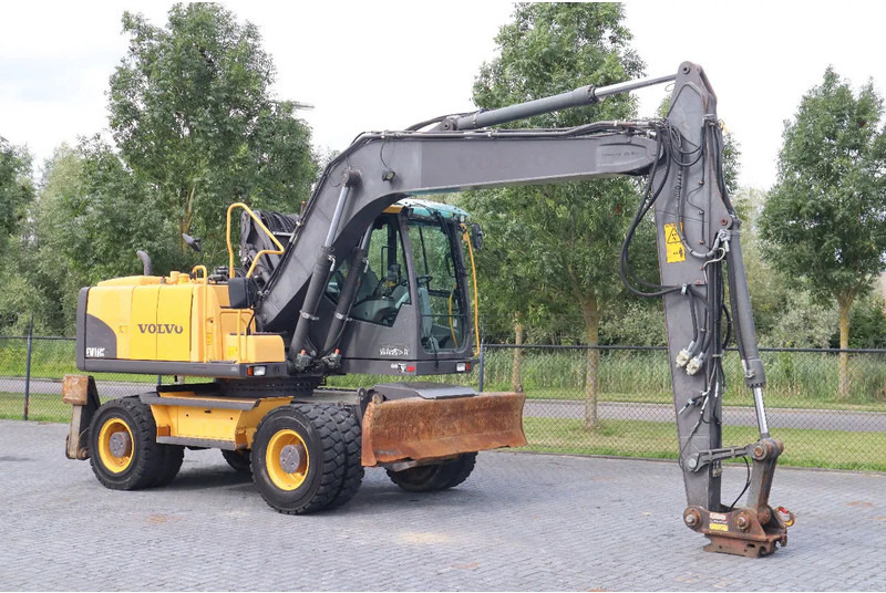 Volvo EW160 C | QUICK COUPLER | ELEVATING CABIN | UMSCHLAG - Ekskavator për mbetje: foto 5 Volvo EW160 C | QUICK COUPLER | ELEVATING CABIN | UMSCHLAG - Ekskavator për mbetje: foto 5