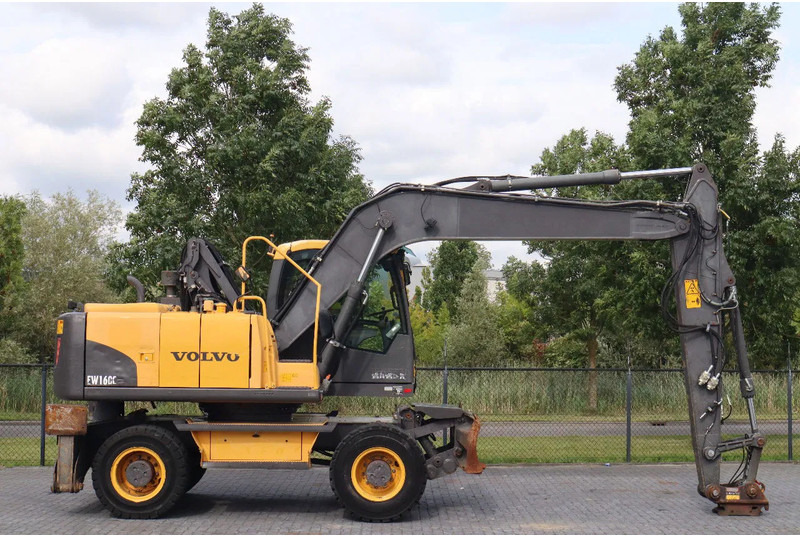 Volvo EW160 C | QUICK COUPLER | ELEVATING CABIN | UMSCHLAG - Ekskavator për mbetje: foto 4 Volvo EW160 C | QUICK COUPLER | ELEVATING CABIN | UMSCHLAG - Ekskavator për mbetje: foto 4