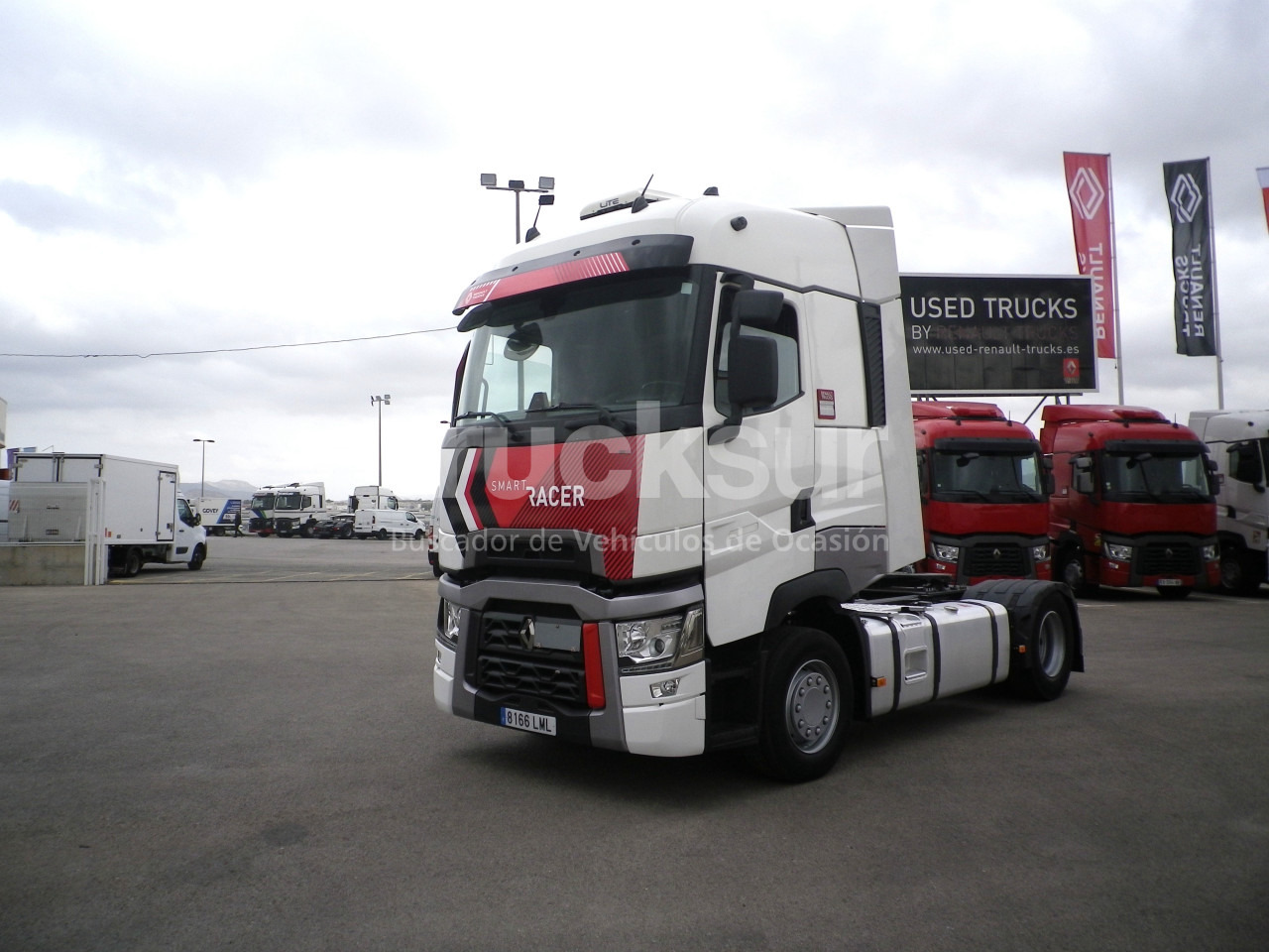 RENAULT T520 HIGH SLEEPER CAB - Gjysmë-kamion: foto 2 RENAULT T520 HIGH SLEEPER CAB - Gjysmë-kamion: foto 2