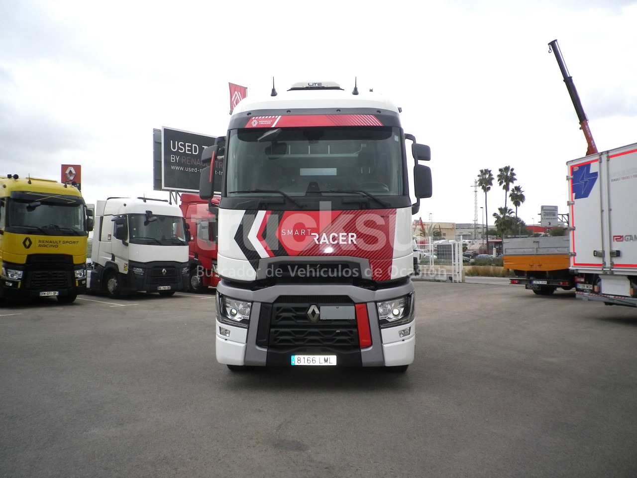 RENAULT T520 HIGH SLEEPER CAB - Gjysmë-kamion: foto 4 RENAULT T520 HIGH SLEEPER CAB - Gjysmë-kamion: foto 4
