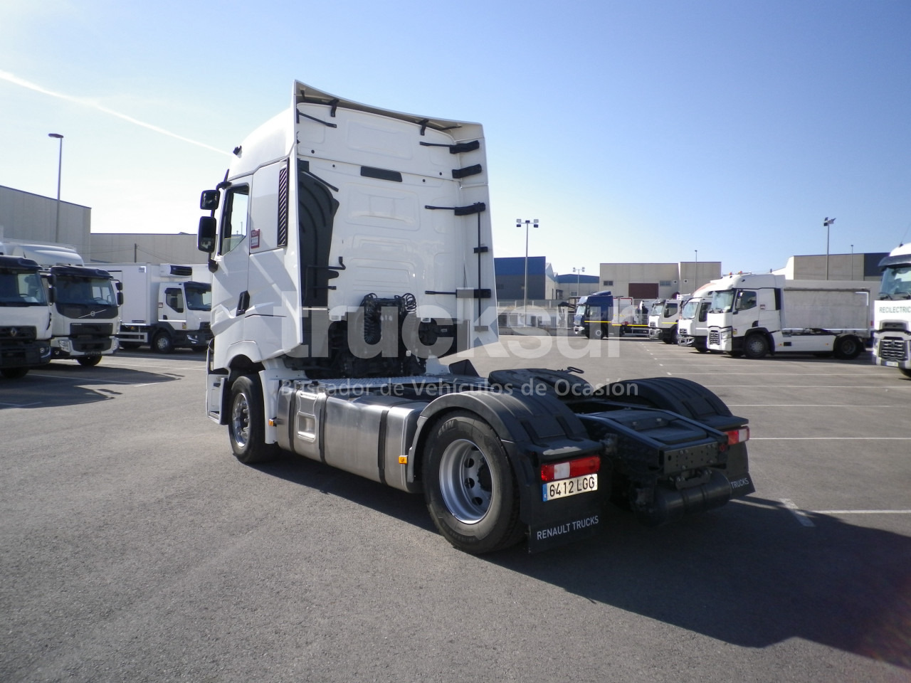 RENAULT T520 HIGH SLEEPER CAB - Gjysmë-kamion: foto 4 RENAULT T520 HIGH SLEEPER CAB - Gjysmë-kamion: foto 4