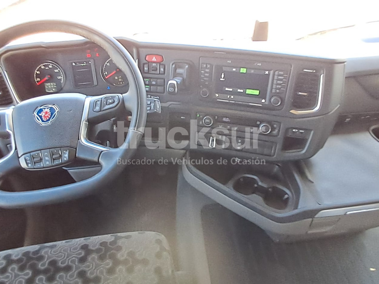 SCANIA R450 - Gjysmë-kamion: foto 4 SCANIA R450 - Gjysmë-kamion: foto 4