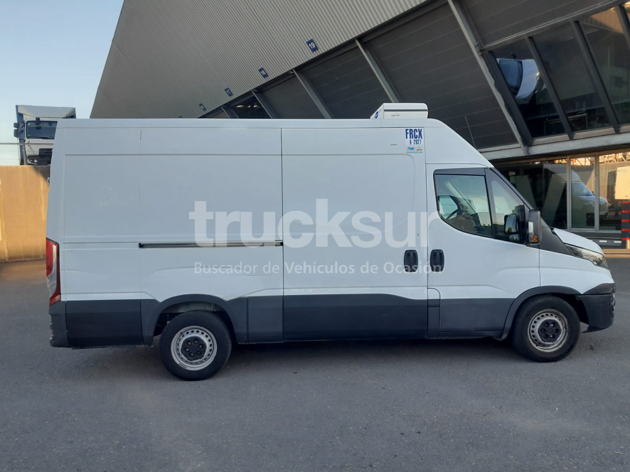 IVECO 35S12 12M3 FRC-X - Kamioncine me kontinier: foto 5 IVECO 35S12 12M3 FRC-X - Kamioncine me kontinier: foto 5