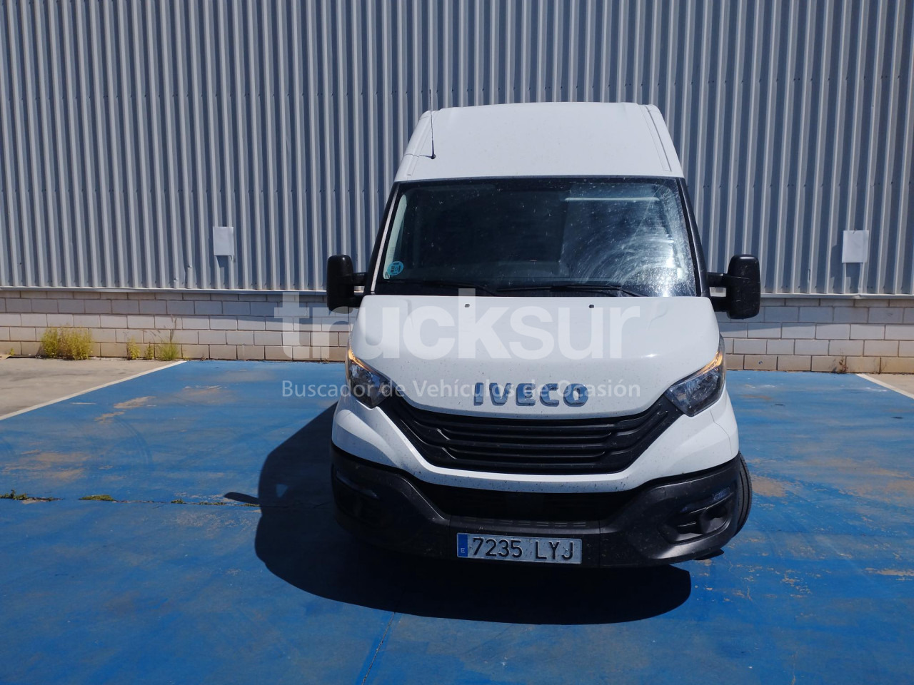 IVECO DAILY 35S16 F 12M3 - Kamioncine me kontinier: foto 3 IVECO DAILY 35S16 F 12M3 - Kamioncine me kontinier: foto 3