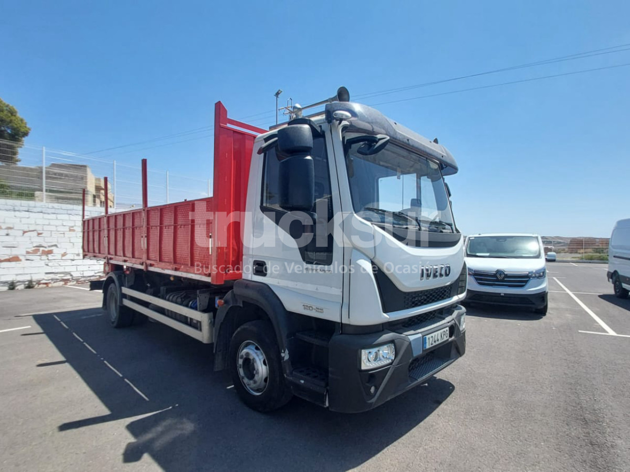 IVECO EUROCARGO 250.123 - Kamion vetëshkarkues: foto 2 IVECO EUROCARGO 250.123 - Kamion vetëshkarkues: foto 2