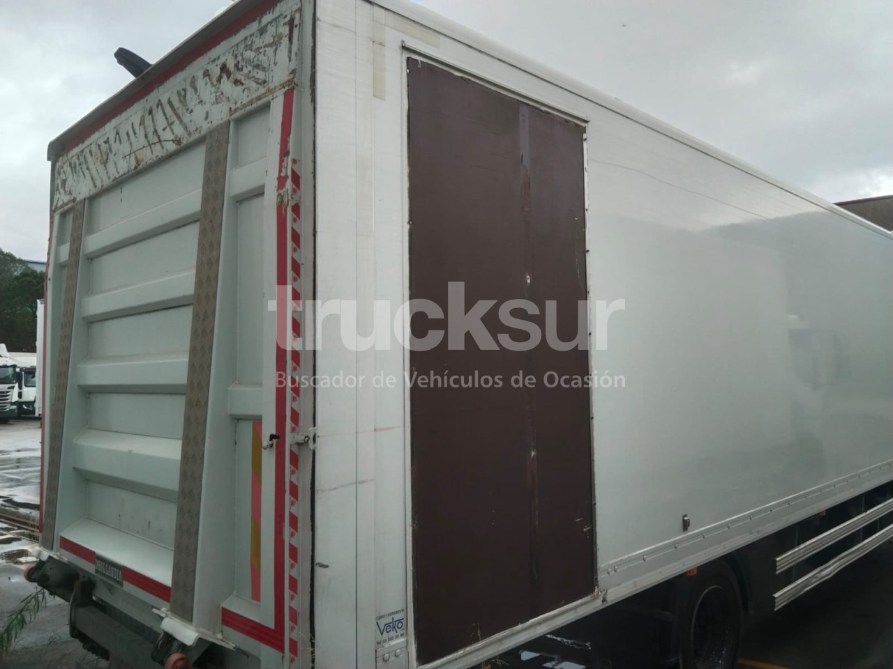 IVECO EUROCARGO - Kamion vagonetë: foto 3 IVECO EUROCARGO - Kamion vagonetë: foto 3