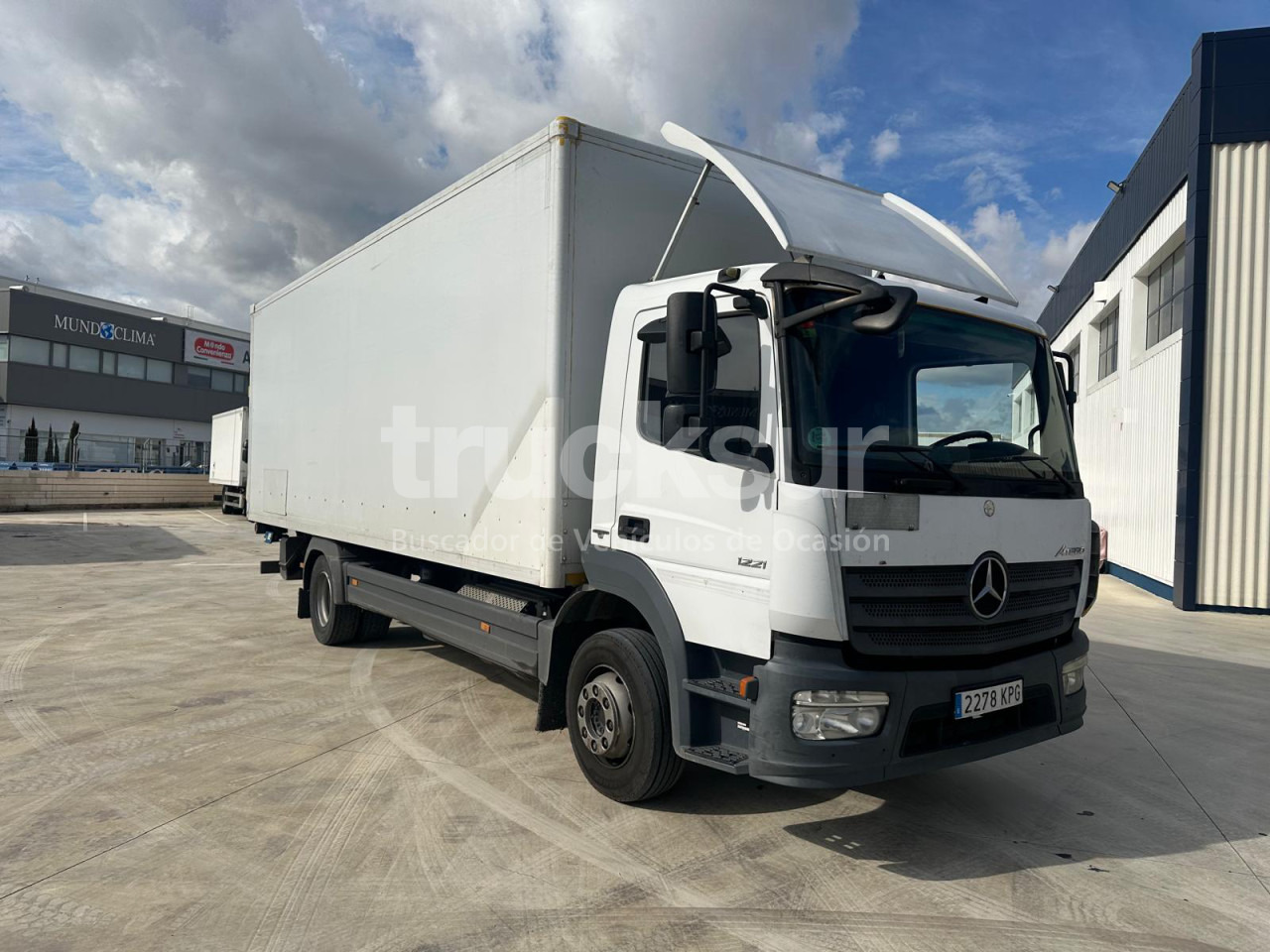 MERCEDES ATEGO - Kamion vagonetë: foto 2 MERCEDES ATEGO - Kamion vagonetë: foto 2