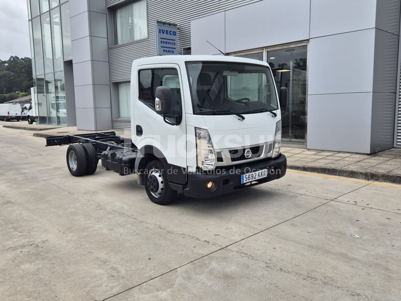 NISSAN NT 400 - Kamion kabinë-shasi: foto 2 NISSAN NT 400 - Kamion kabinë-shasi: foto 2