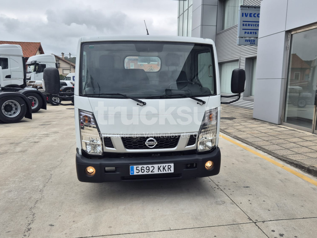 NISSAN NT 400 - Kamion kabinë-shasi: foto 3 NISSAN NT 400 - Kamion kabinë-shasi: foto 3