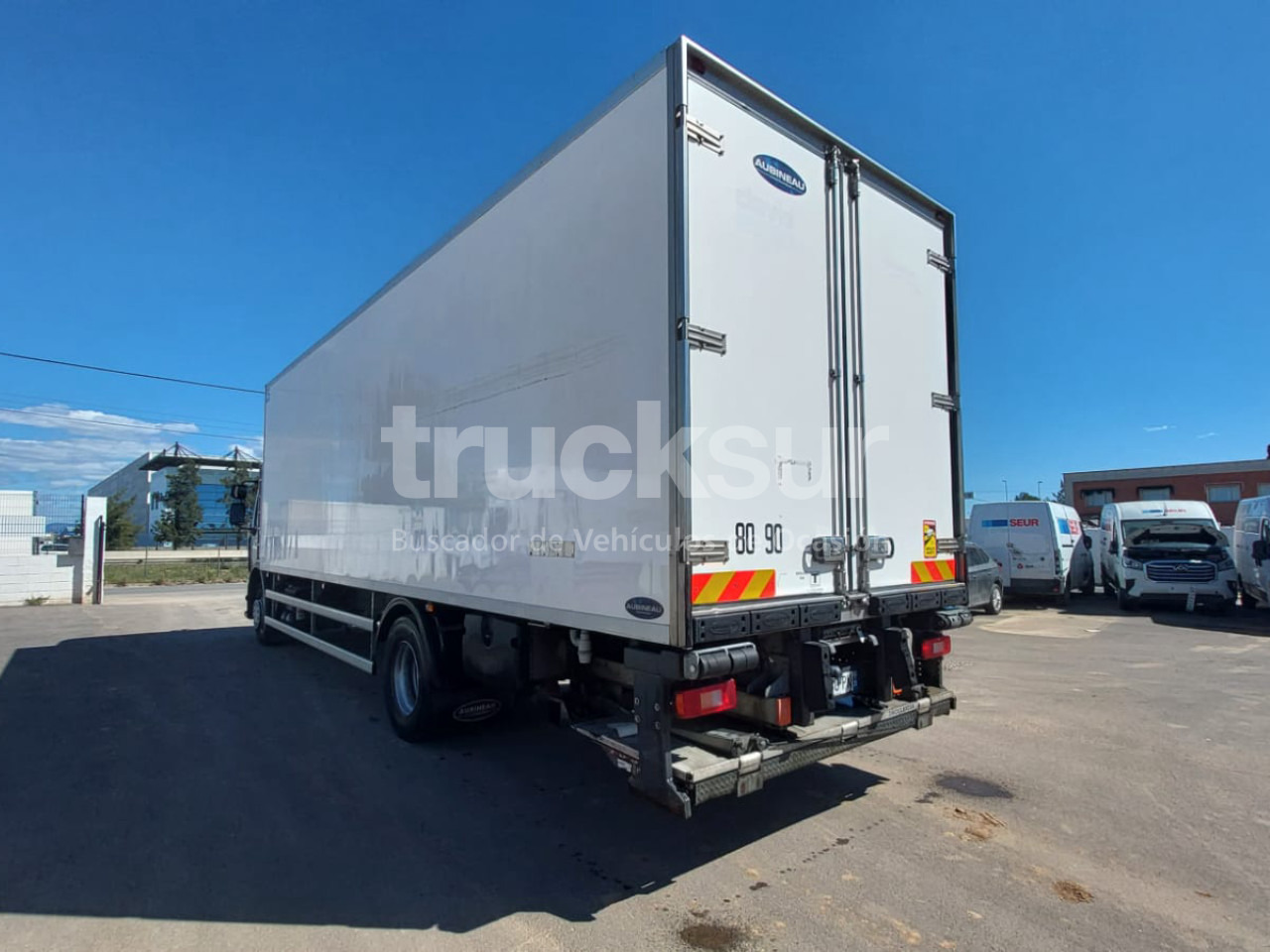 RENAULT D280 - Kamion frigorifer: foto 4 RENAULT D280 - Kamion frigorifer: foto 4