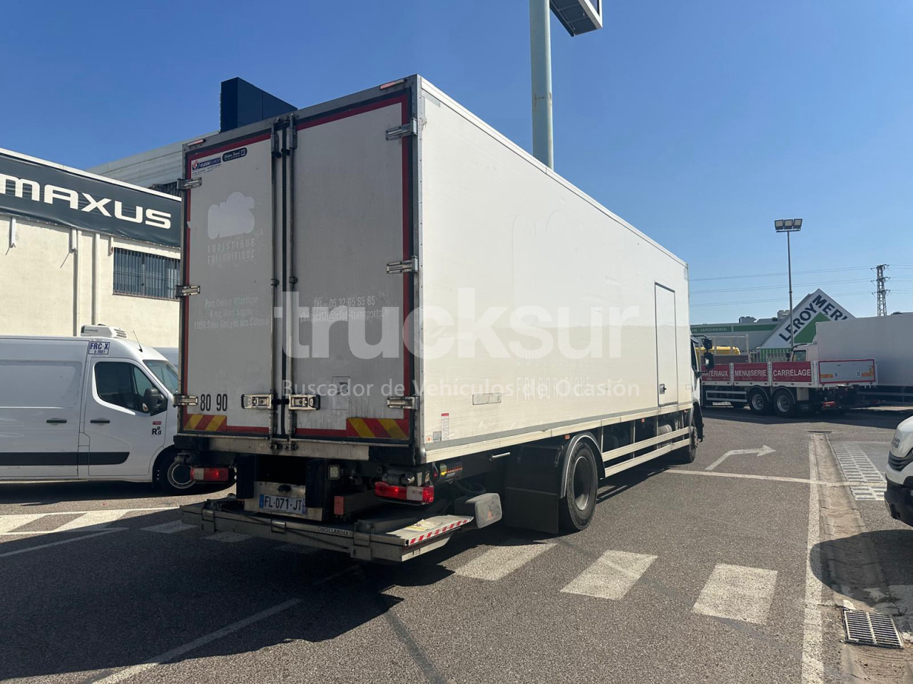 RENAULT D320.18 - Kamion frigorifer: foto 3 RENAULT D320.18 - Kamion frigorifer: foto 3