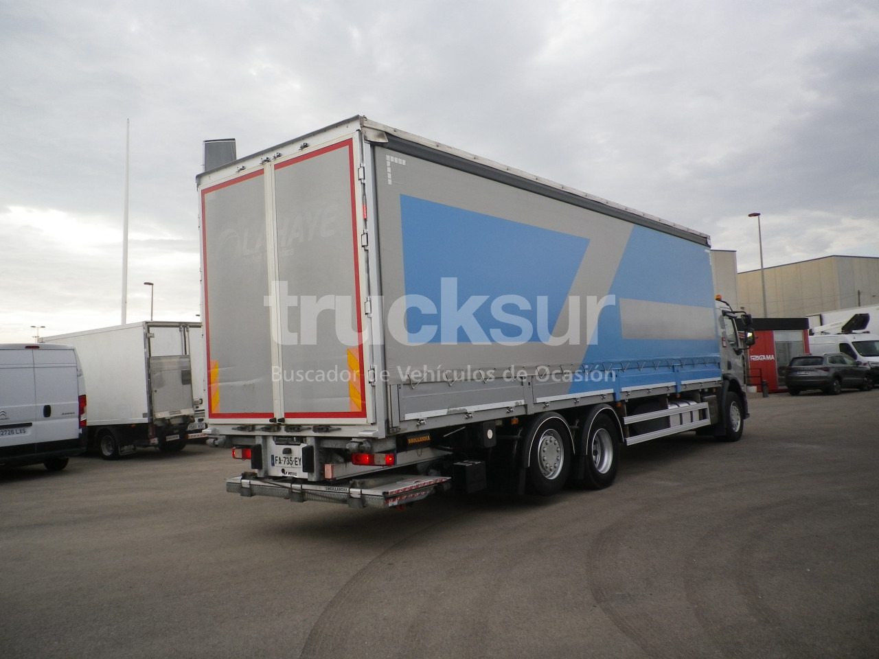 RENAULT D320.26 ejes 6x2*4 - Kamion me tendë: foto 5 RENAULT D320.26 ejes 6x2*4 - Kamion me tendë: foto 5