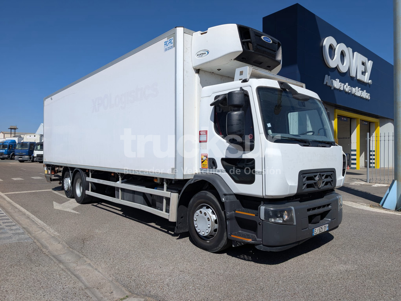 RENAULT D320.26 ejes 6x2*4 - Kamion frigorifer: foto 2 RENAULT D320.26 ejes 6x2*4 - Kamion frigorifer: foto 2