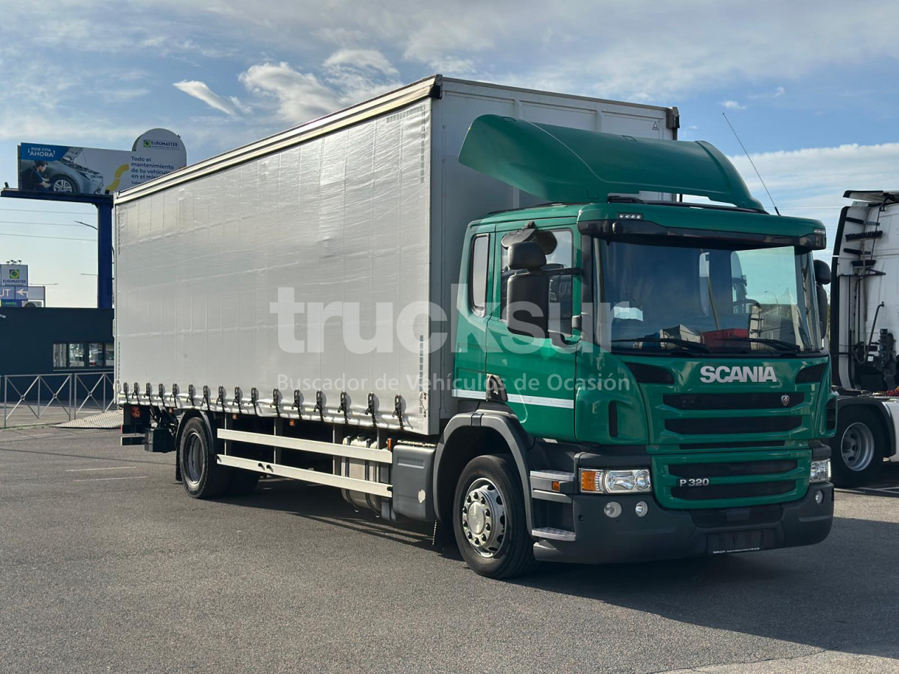 SCANIA P320 - Kamion me tendë: foto 3 SCANIA P320 - Kamion me tendë: foto 3