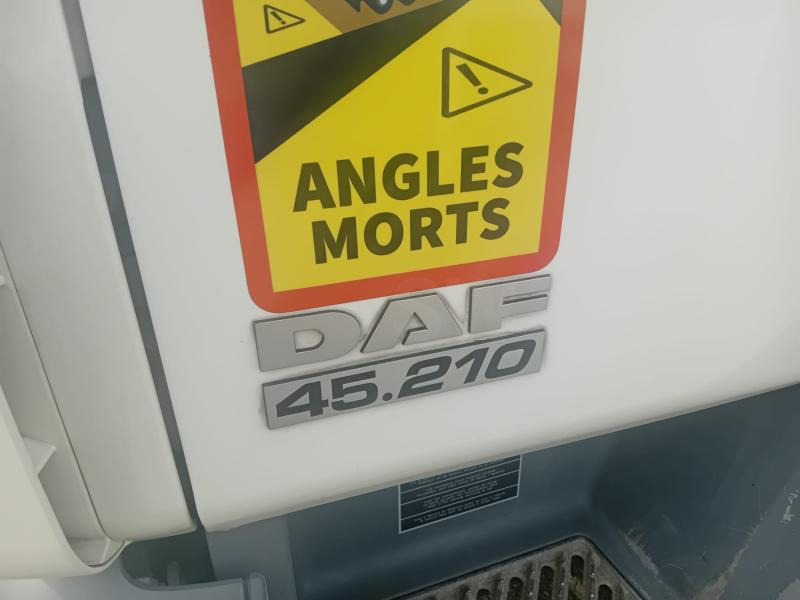 DAF LF45 210 - Kamion vagonetë: foto 3 DAF LF45 210 - Kamion vagonetë: foto 3