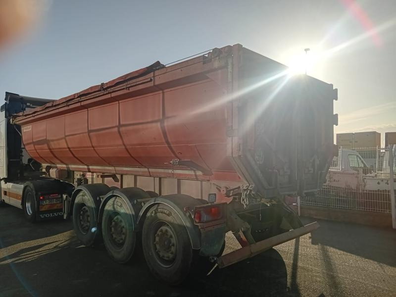 Fruehauf - Gjysmë rimorkio vetëshkarkuese: foto 2 Fruehauf - Gjysmë rimorkio vetëshkarkuese: foto 2