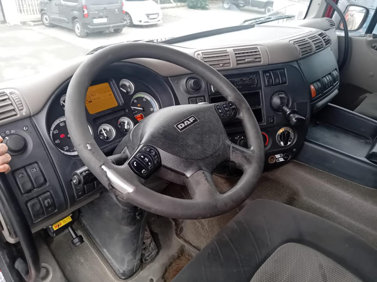 DAF CF85 460 - Gjysmë-kamion: foto 4 DAF CF85 460 - Gjysmë-kamion: foto 4
