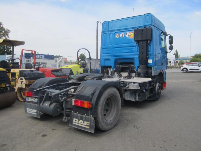 DAF XF105 460 - Gjysmë-kamion: foto 5 DAF XF105 460 - Gjysmë-kamion: foto 5