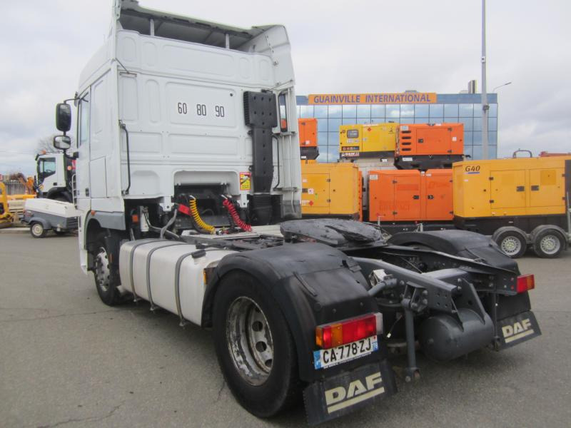 DAF XF105 460 - Gjysmë-kamion: foto 4 DAF XF105 460 - Gjysmë-kamion: foto 4