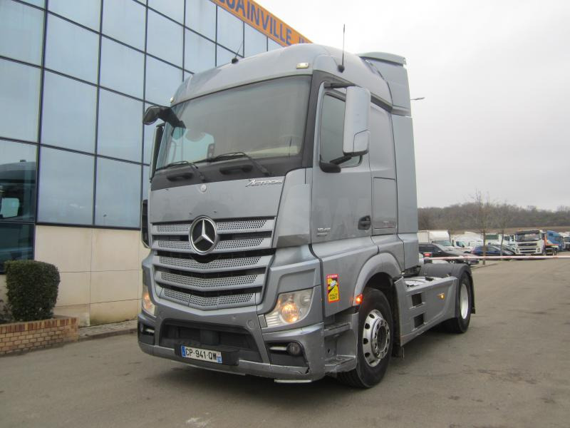 Mercedes Actros 1845 - Gjysmë-kamion: foto 1 Mercedes Actros 1845 - Gjysmë-kamion: foto 1