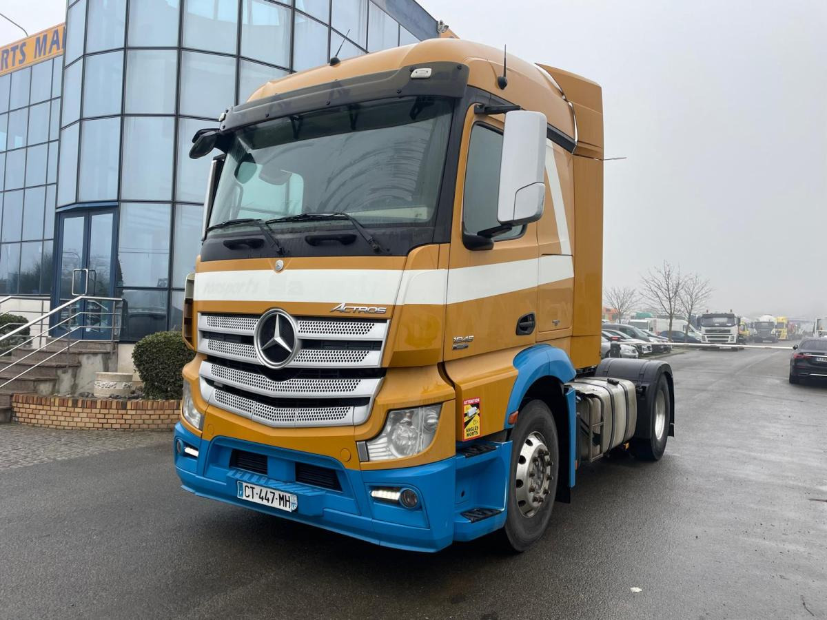 Mercedes Actros 1845 - Gjysmë-kamion: foto 1 Mercedes Actros 1845 - Gjysmë-kamion: foto 1