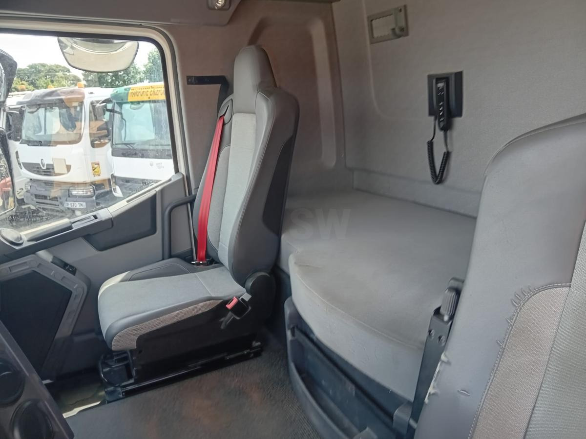 Renault Gamme C - Gjysmë-kamion: foto 4 Renault Gamme C - Gjysmë-kamion: foto 4