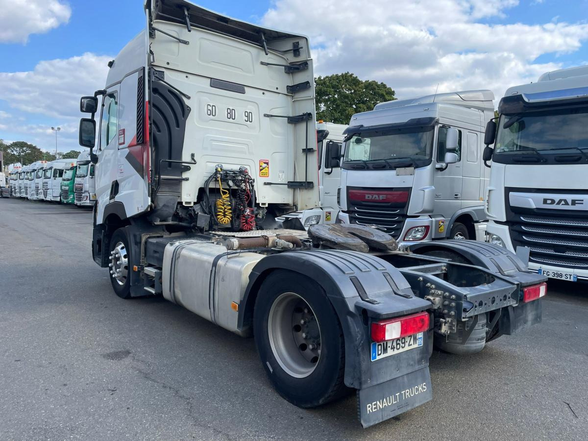 Renault Gamme T 460 - Gjysmë-kamion: foto 4 Renault Gamme T 460 - Gjysmë-kamion: foto 4