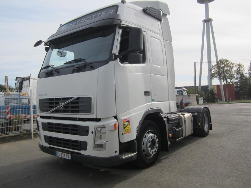 Volvo FH 440 - Gjysmë-kamion: foto 1 Volvo FH 440 - Gjysmë-kamion: foto 1