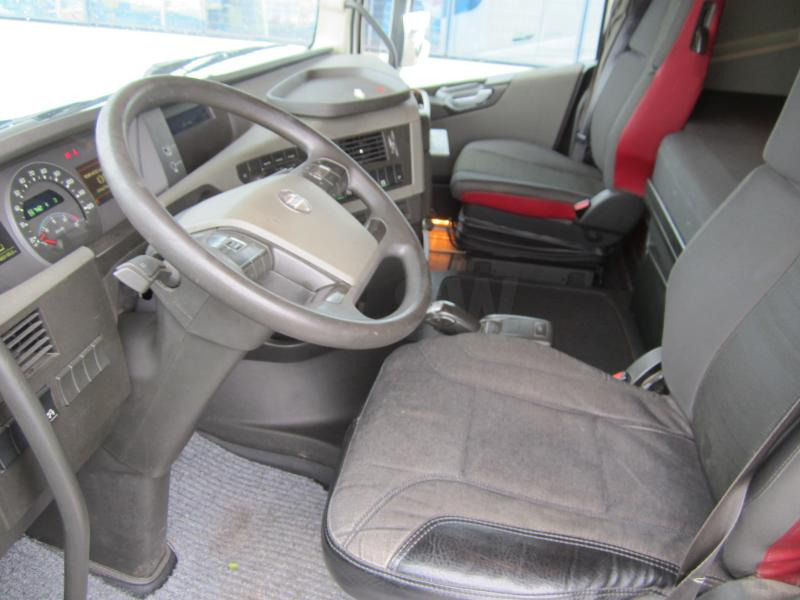 Gjysmë-kamion Volvo FH 500: foto 7